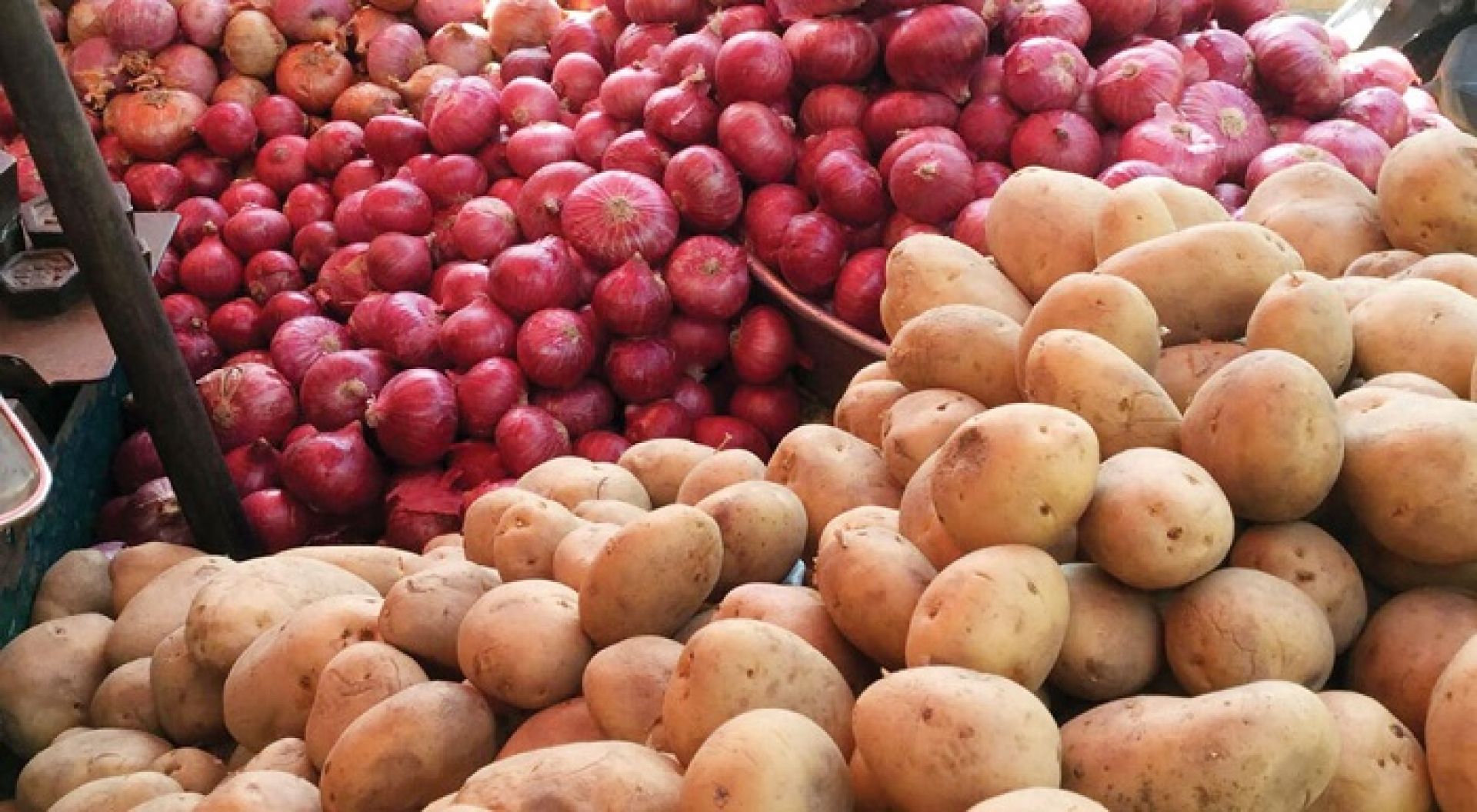 स्वदेशमै उत्पादित आलु–प्याजमा भ्याट लाग्दैनः विभाग  